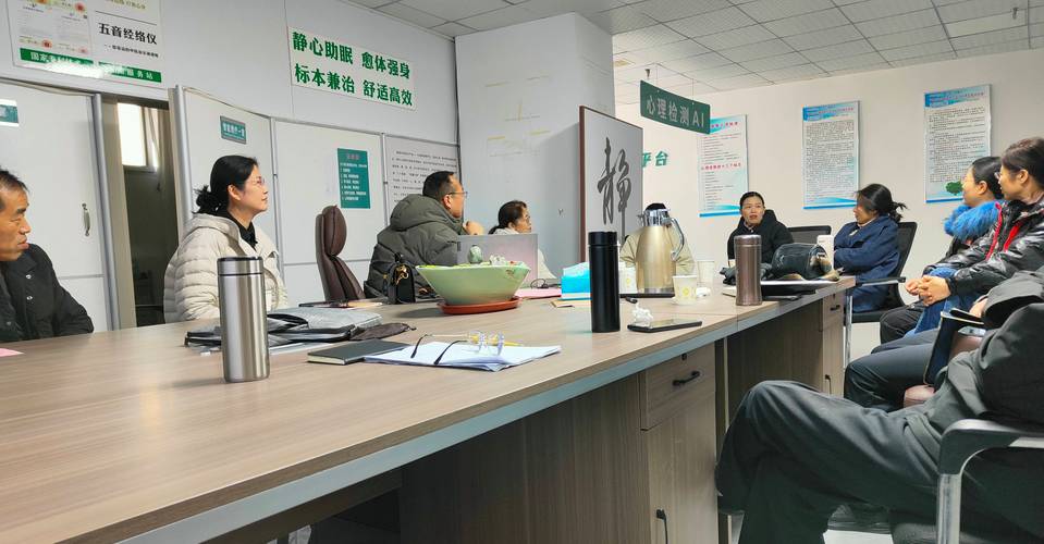 于提供的心理咨询服务,主要经营范围包括健康咨询服务,信息咨询服务